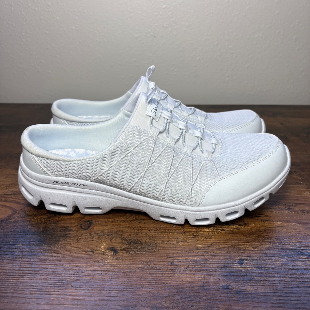 Skechers Glide-Step Relaxed Fit White Slip On Mules 159545 Womens 9.5